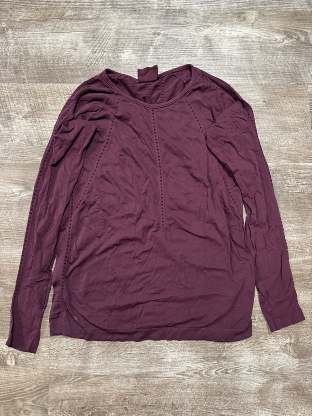 Athleta Long Sleeve Work Out Top Size Small